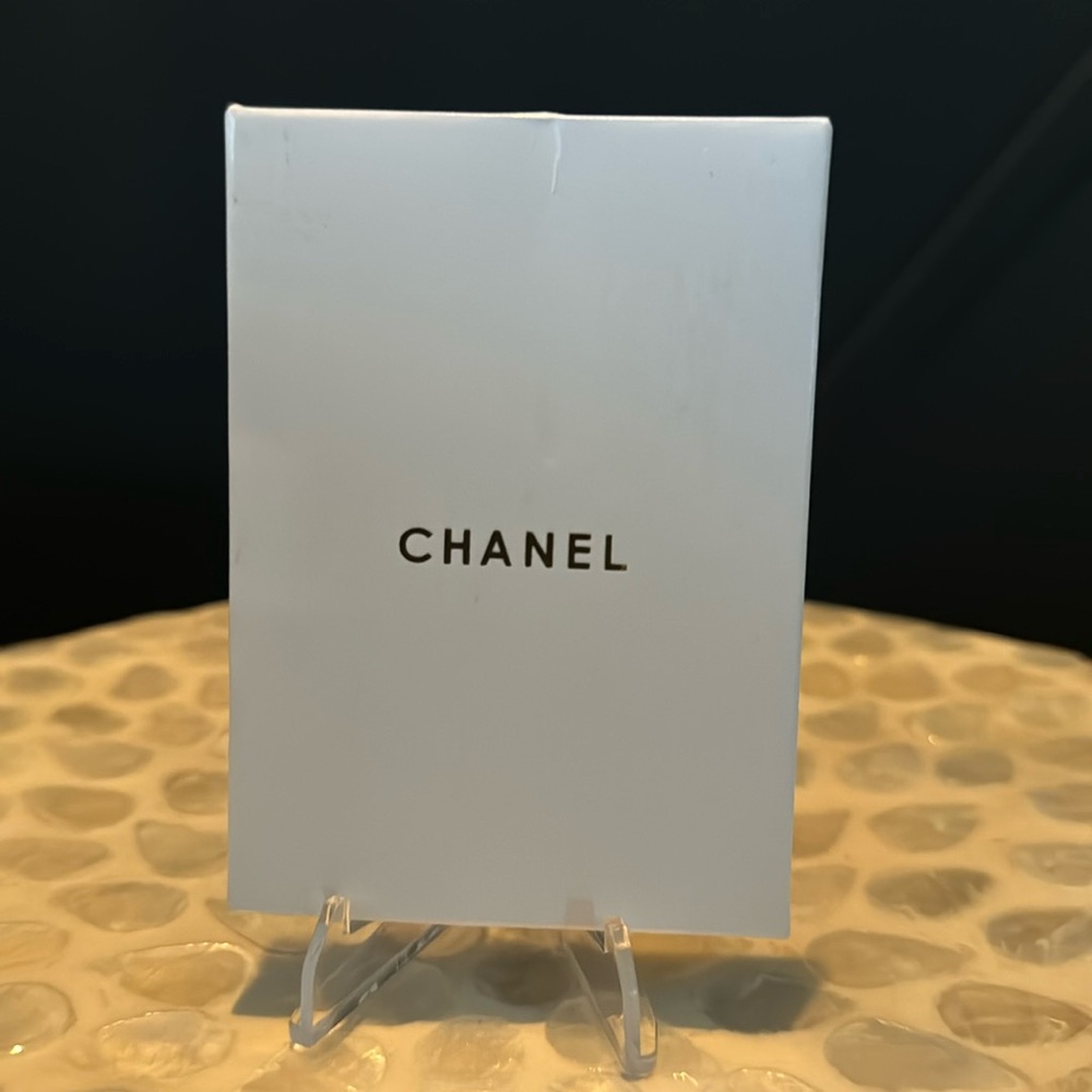 New Chanel cardholder